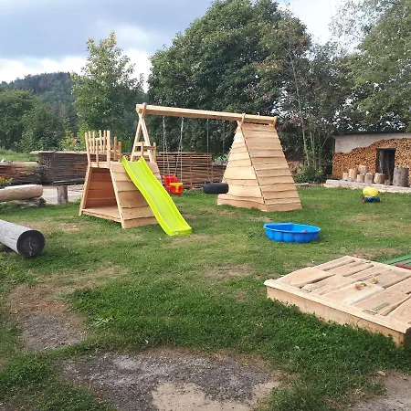 캠프장 Camping-stellplatz Auf Dem Bauernhof Fuer Wohnmobil Und Caravan Bis 8m Laenge - Ohne Zimmer *